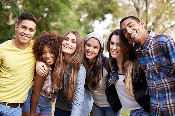 college students icebreakers activities questions making friends getting to know each other classes